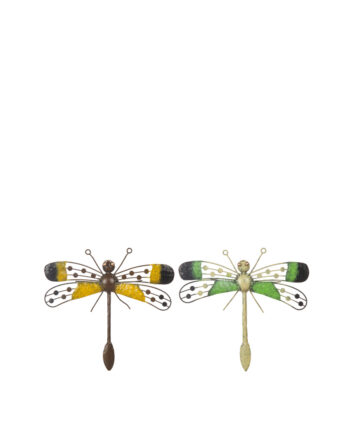 Trollslända vägg i hamrad plåt