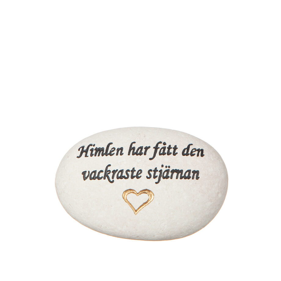 Sten med olika graverade texter