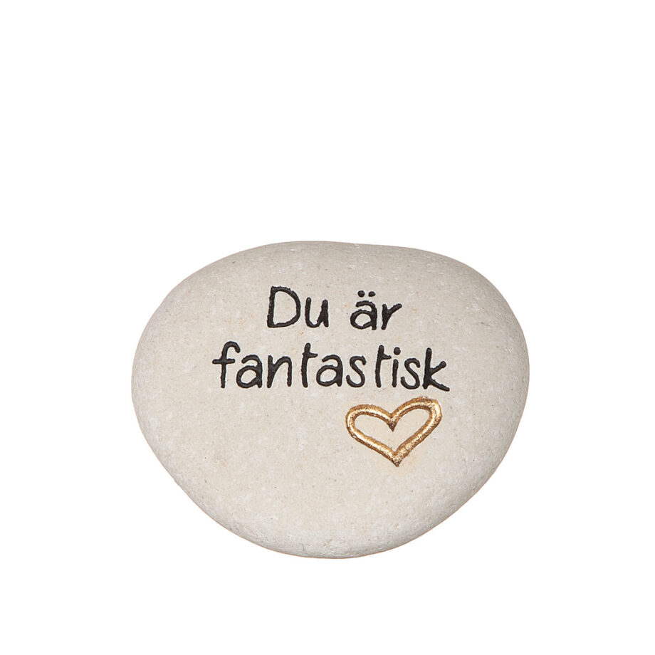 Sten med olika graverade texter