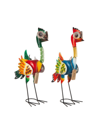 Fågel i hamrad plåt