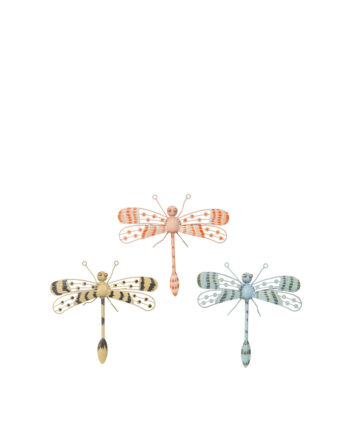 Trollslända vägg i hamrad plåt