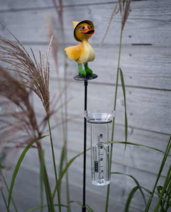 Regnmätare anka i hamrad plåt