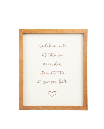 Tavla trä "Kärlek är inte..."